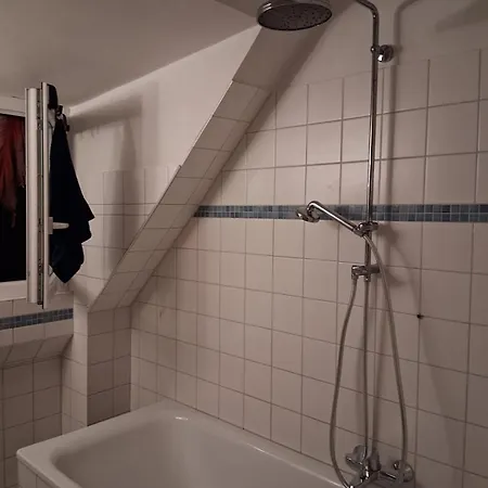 In Perfekter Lage בית אירוח